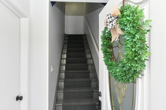 Photo - 4608 Grand Ave Unidad 2