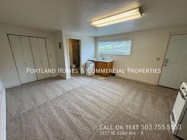 Photo - 3937 SE 62nd Ave Unidad B
