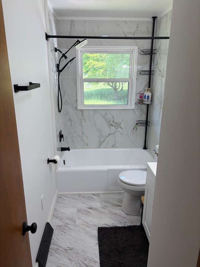 Photo - 1245 Elm St