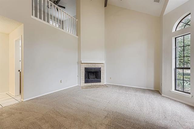 Photo - 325 Leisure Ln