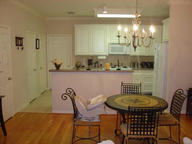 Photo - 2108 Gillette St