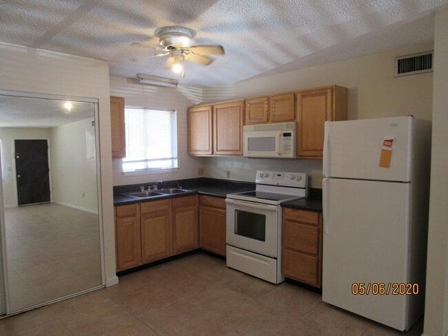 Building Photo - 201 E College Blvd Unit 35 Rental