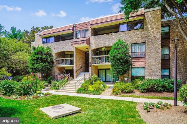 Photo - 401 Christopher Ave Apartment Unit 23
