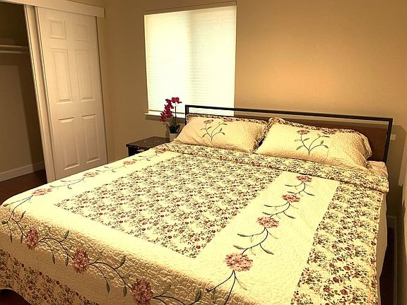 Photo - 2957 43rd St