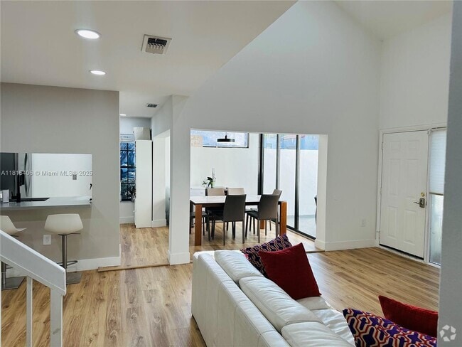 Building Photo - 20903 Leeward Ct Rental