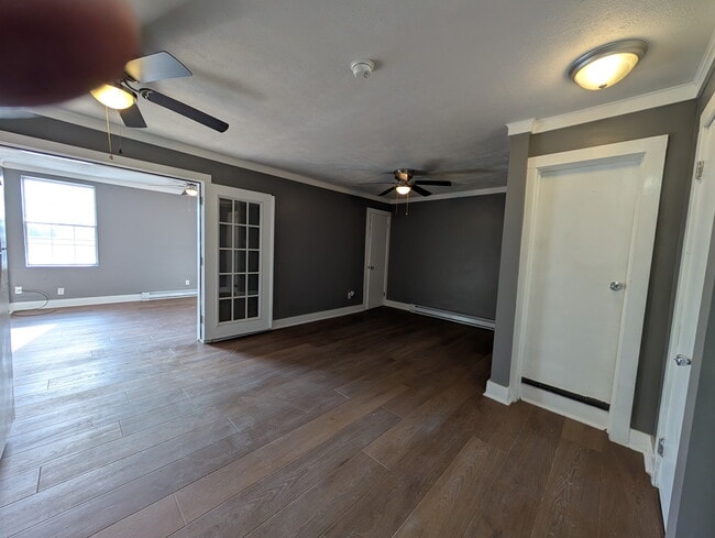 Photo - 56 1/2 W Main St-B Unit B