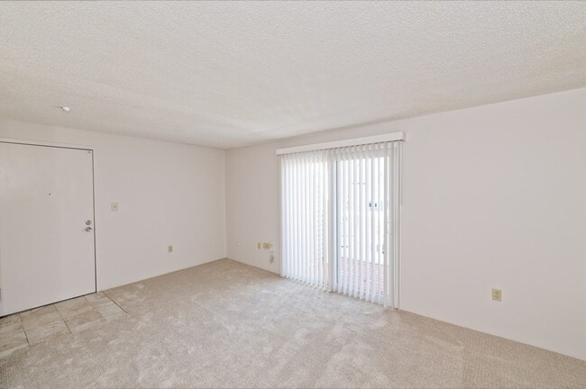 Photo - 3 Post Oak Ln Unit 9