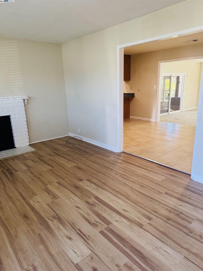 Photo - 8320 Davona Dr