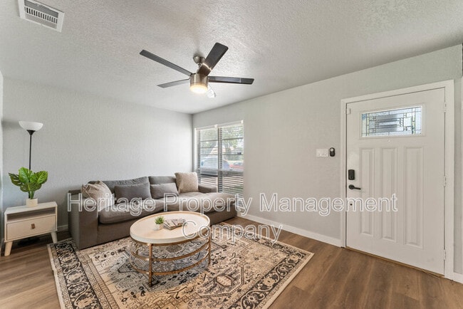 Photo - 7210 Cloverfield Ln