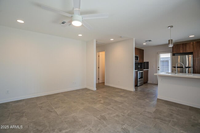 Photo - 6227 N 13th Pl Unit Apt 2