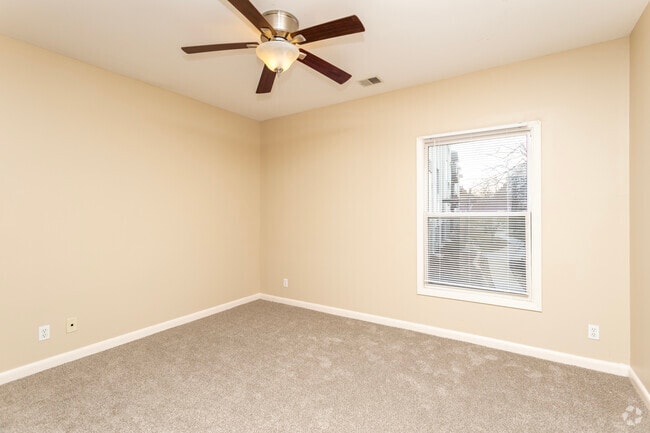 2BR, 2BA - 1,247SF - Secondary Bedroom