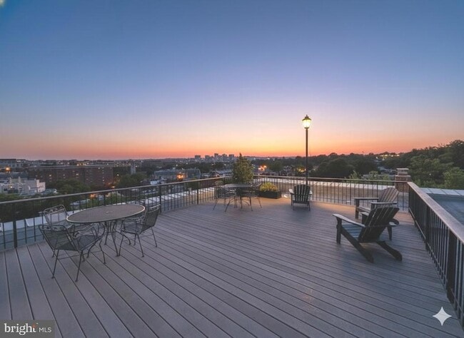 Photo - 2129 Florida Ave NW Unidad 408