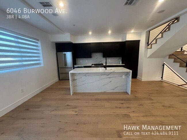 Photo - 6046 Burwood Ave