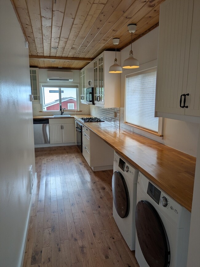 Photo - 4521 S Lucile St