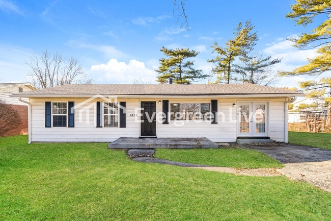 Building Photo - 1850 Priscilla Ave