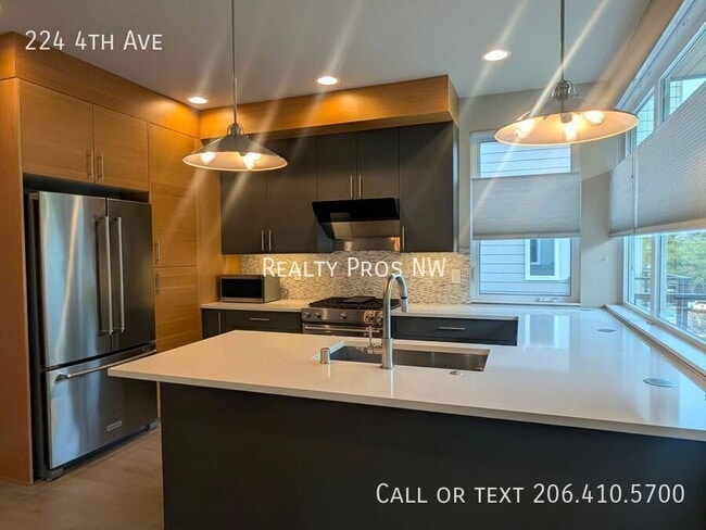 Photo - 224 4th Ave.
