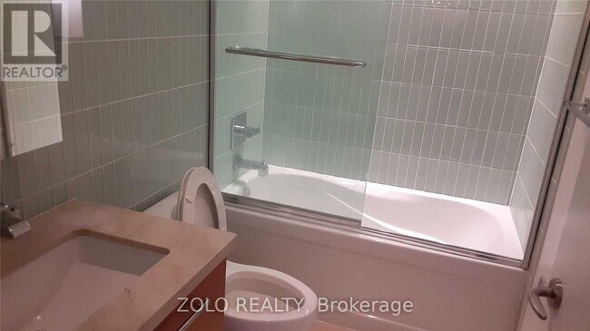 Photo - 80 John St Unit 3710