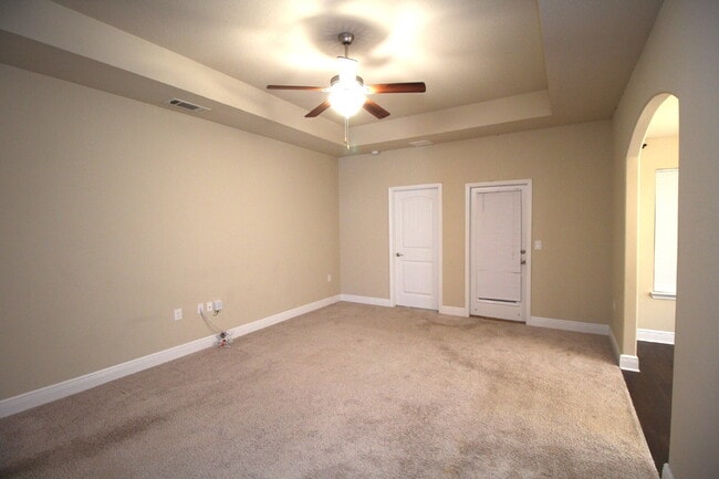 Photo - 3BR/2BA Ashley Place Home Featuring Sunroom, Generator & Multiple Living Spaces