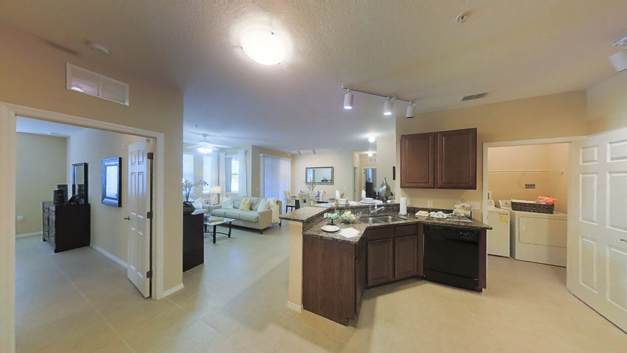Photo - Club at Hidden River, The Apartments