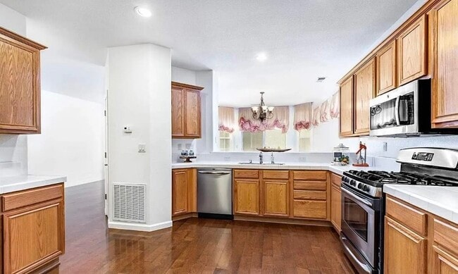 Photo - 1832 Resistol Dr