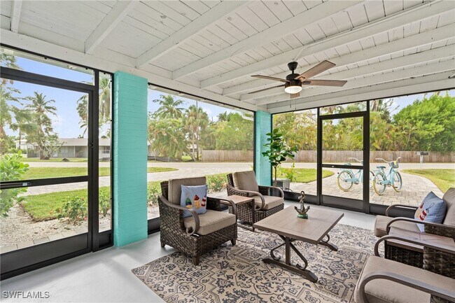 Photo - 2134 Palm St