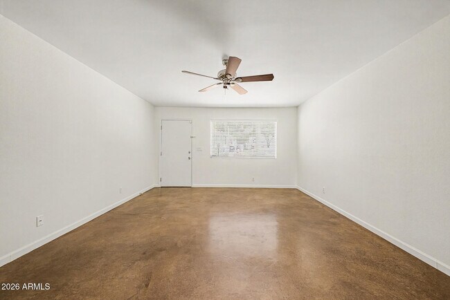 Photo - 29 E Foothill Dr