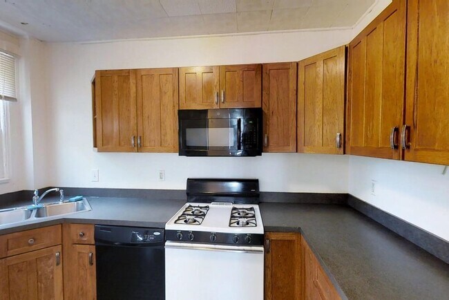 Photo - 306 N State St