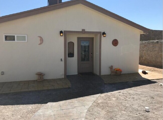 Photo - 732 Gold Beach Dr Unidad The Shack