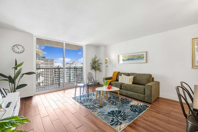 Building Photo - 1200 Brickell Bay Dr Rental