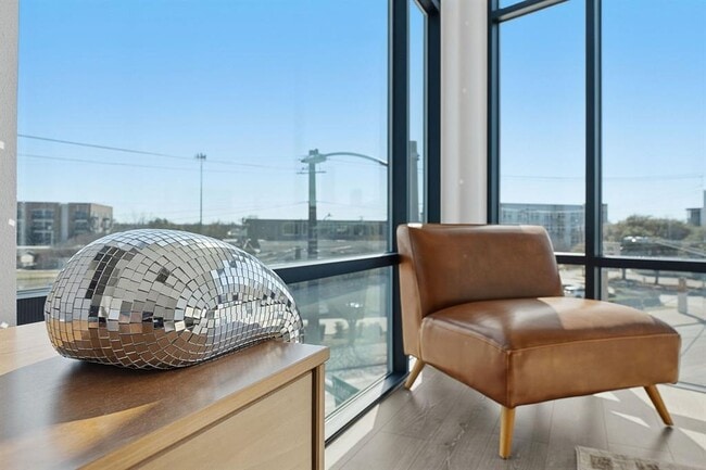 Photo - 2220 Webberville Rd Unit 305