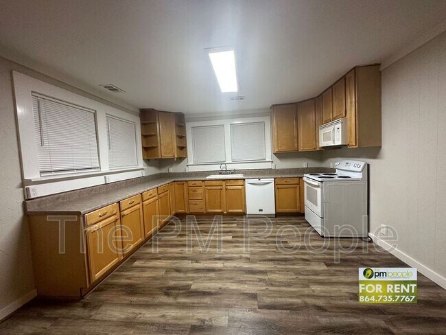Photo - 716 Turner Hill Rd