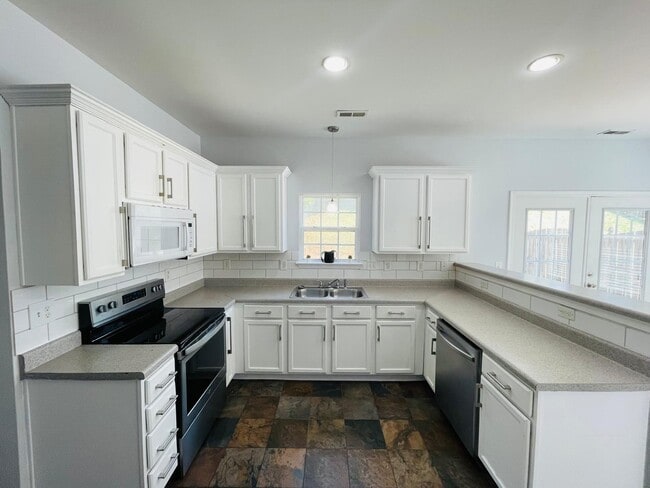 Photo - 3819 Fircrest Dr