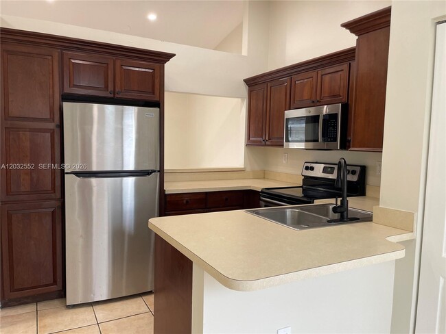 Photo - 1511 San Remo Cir
