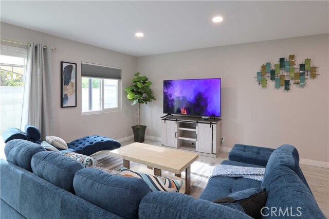 Photo - 6548 Sequoia Dr