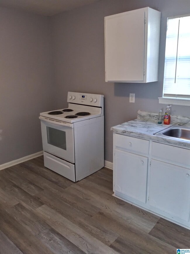 Photo - 5414 Ave D