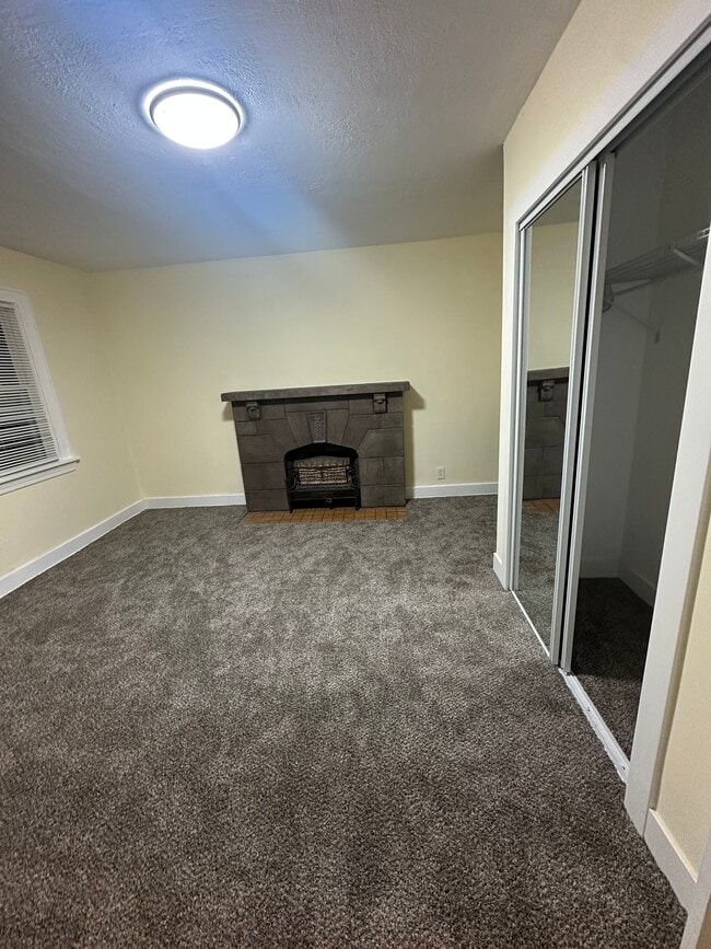 Building Photo - 3412 W 94th St