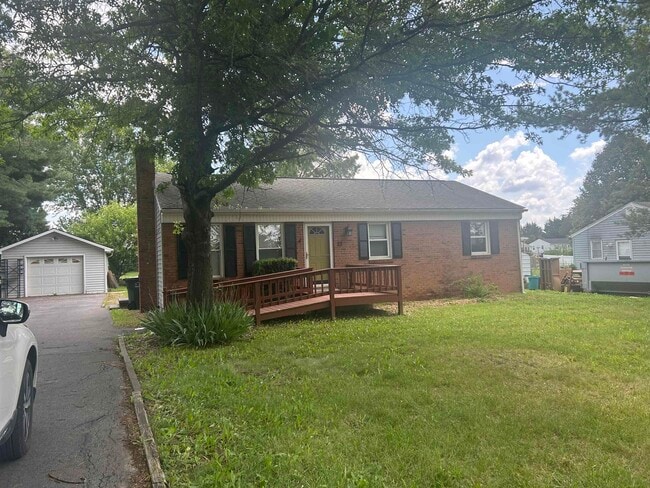 Photo - 28 Gentry Rd House