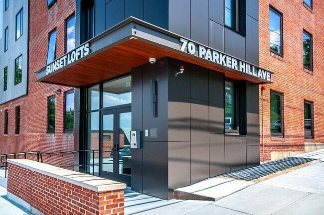 Building Photo - 70 Parker Hill Ave Unit 201 Rental