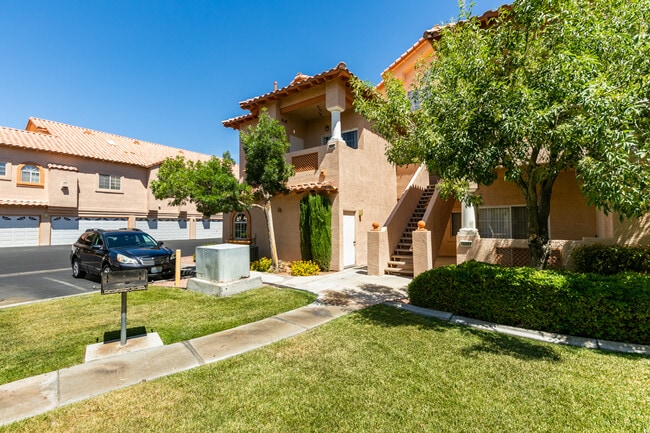 Photo - 2925 Wigwam Pky Unit 1124