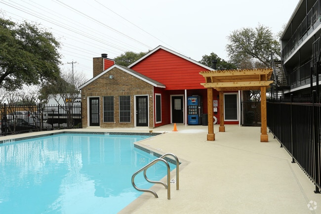 Photo - Bridge at South Point