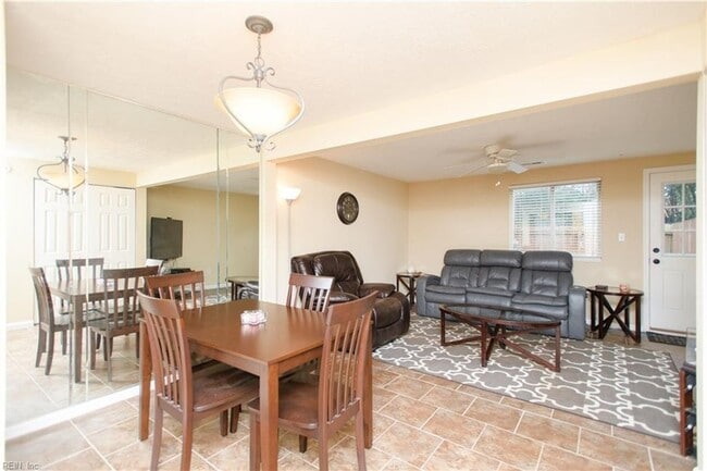 Photo - 63 Lucinda Ct