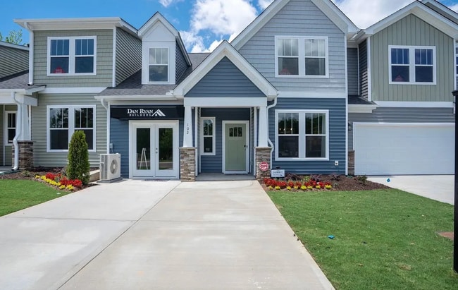 Photo - 110 Greensdale Ln Townhome