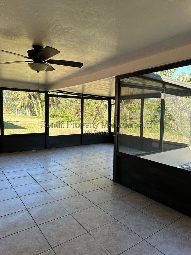 Photo - 803 SE 24th Ave