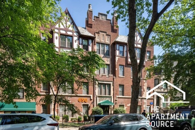 Building Photo - 656 W Wrightwood Ave Unit 656 West Wrightwood Avenu