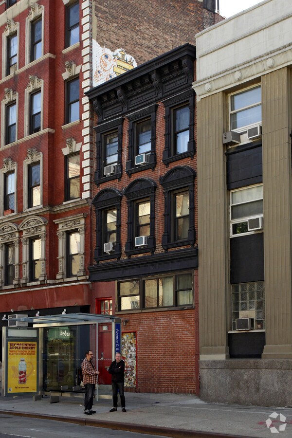 Photo - 110 Avenue C