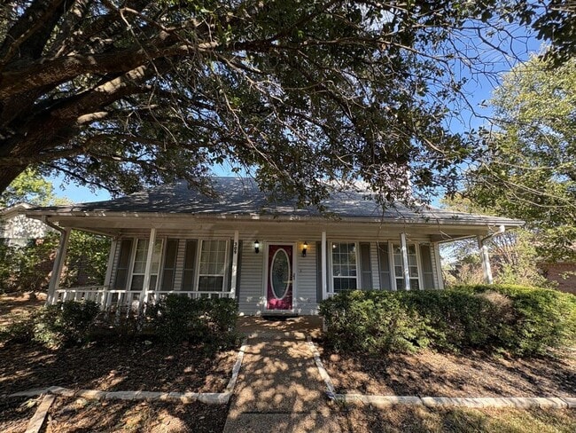 Photo - 309 Station Creek Dr