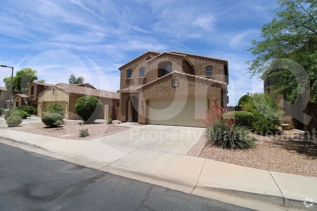 Building Photo - 730 N Robins Way Rental
