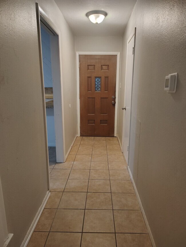 Photo - 1910 Easy St