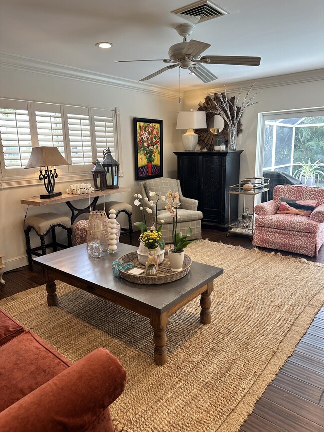 Photo - 1080 Walnut Terrace