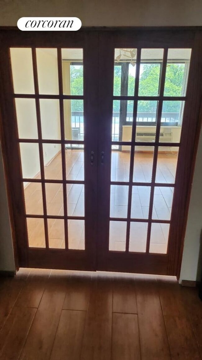 Photo - 15038 Union Tpke